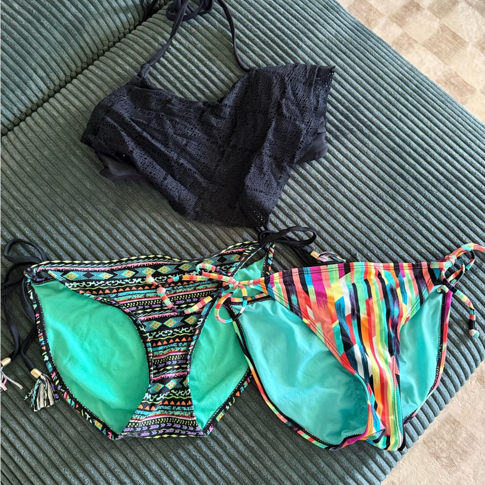 Xhilaration Black Crochet Bikini Top with Multicolor Printed Bottoms
